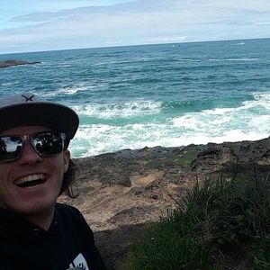 Meet your Posher, Isaic